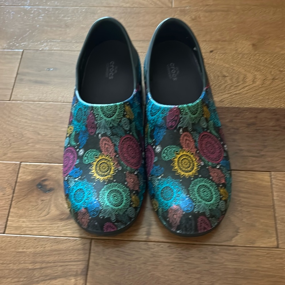 Croc Dual Comfort Nurse Shoes